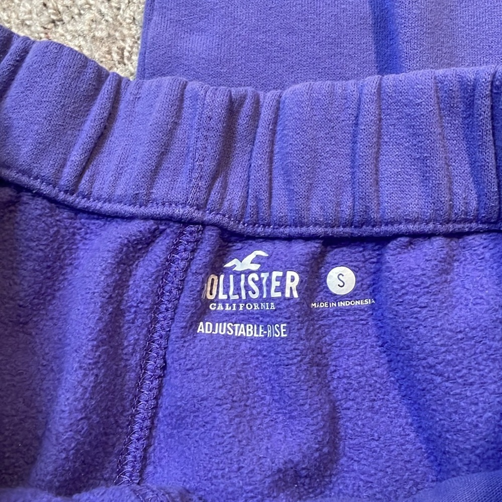 Hollister Adjustable Rise Purple Joggers Size Small - Picture 2 of 6